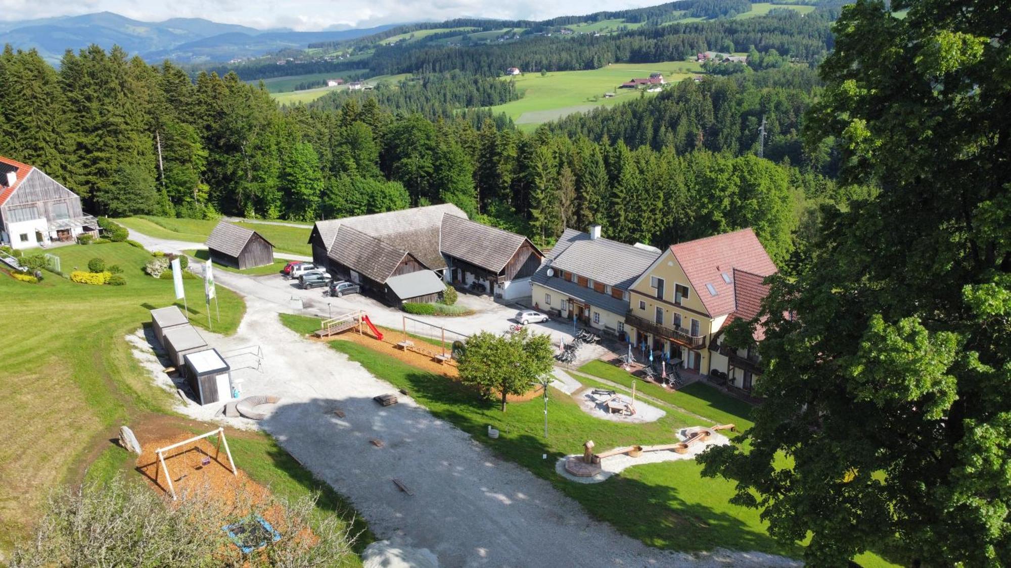 Gasthof Wiesenhofer Miesenbach (Styria) Exterior foto