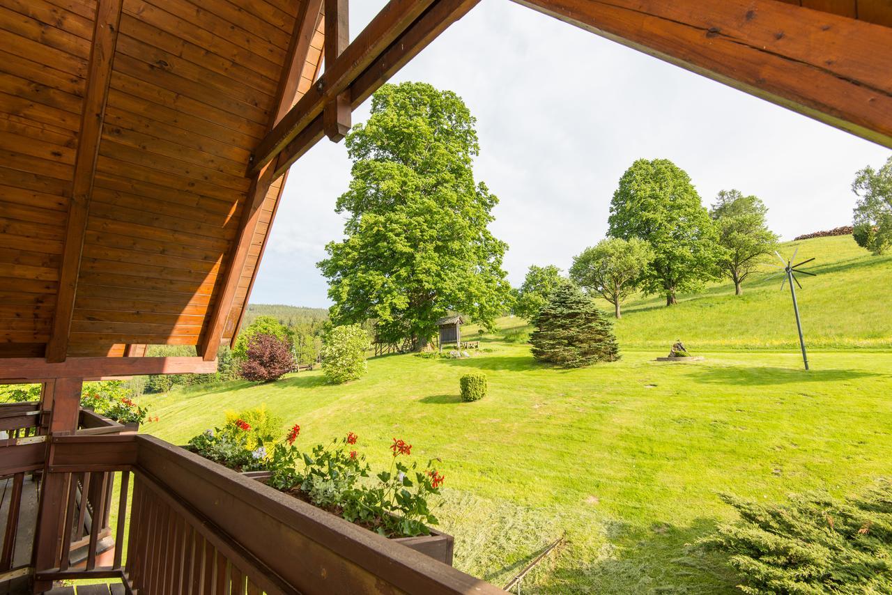 Gasthof Wiesenhofer Miesenbach (Styria) Exterior foto